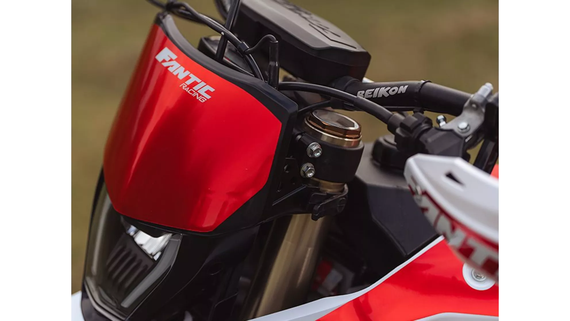 Fantic XE 125 - Imagem 3 Fantic XE 125 - Imagem 3