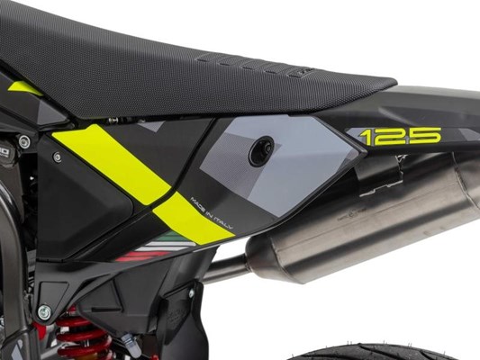 Fantic XMF 125 Performance () - Bild 7