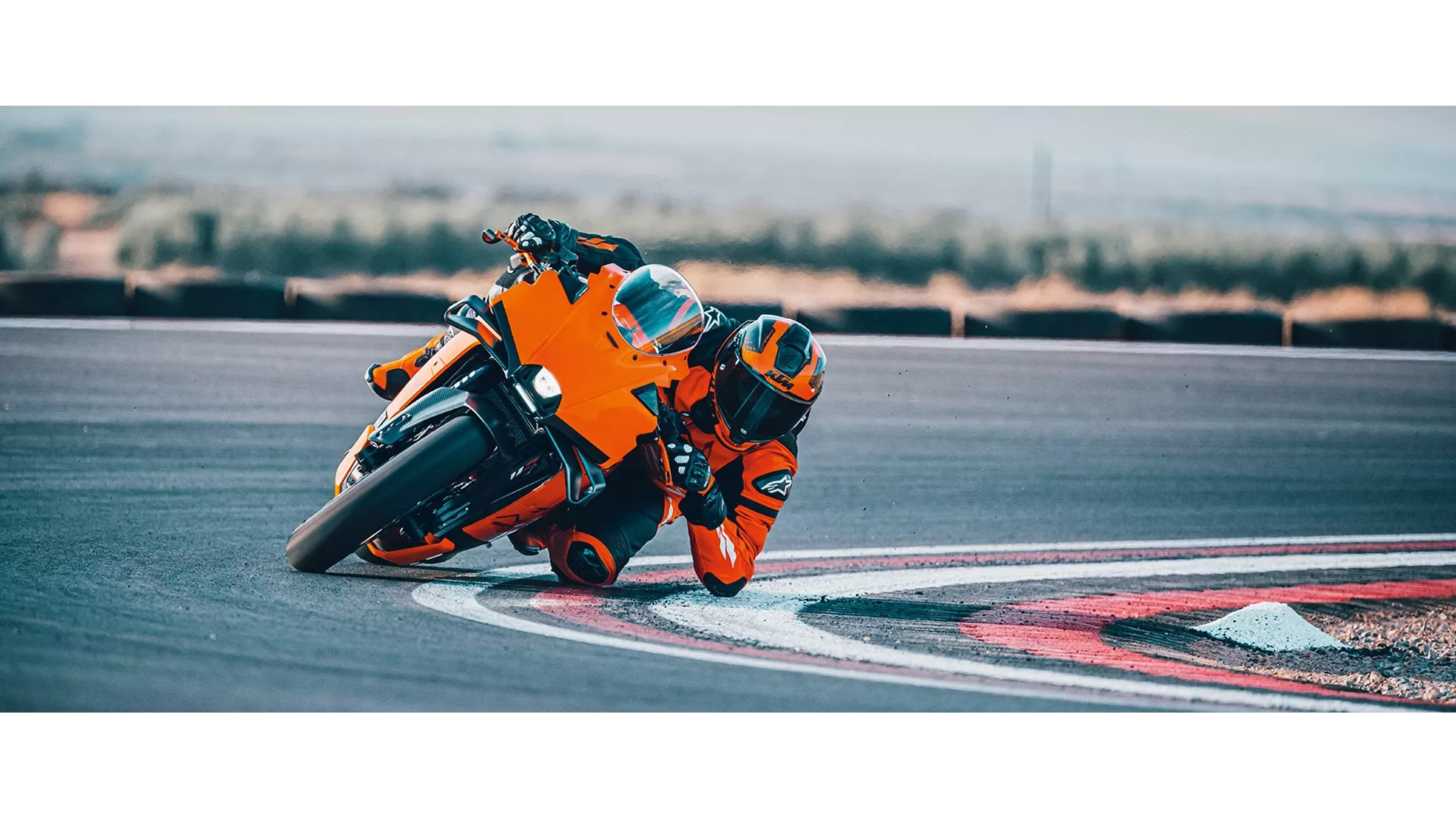 KTM 990 RC R - Image 1 KTM 990 RC R - Image 1