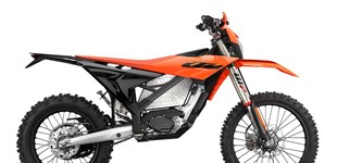 KTM 250 EXC-F SIX DAYS 2022 vs KTM Freeride E 2027