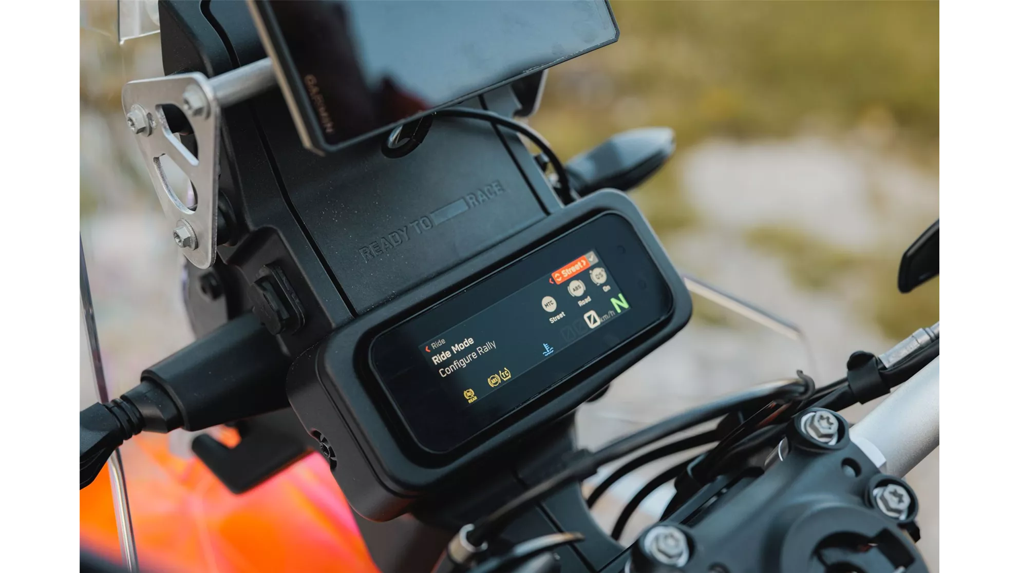 KTM 690 Rally - Obrázok 4 KTM 690 Rally - Obrázok 4