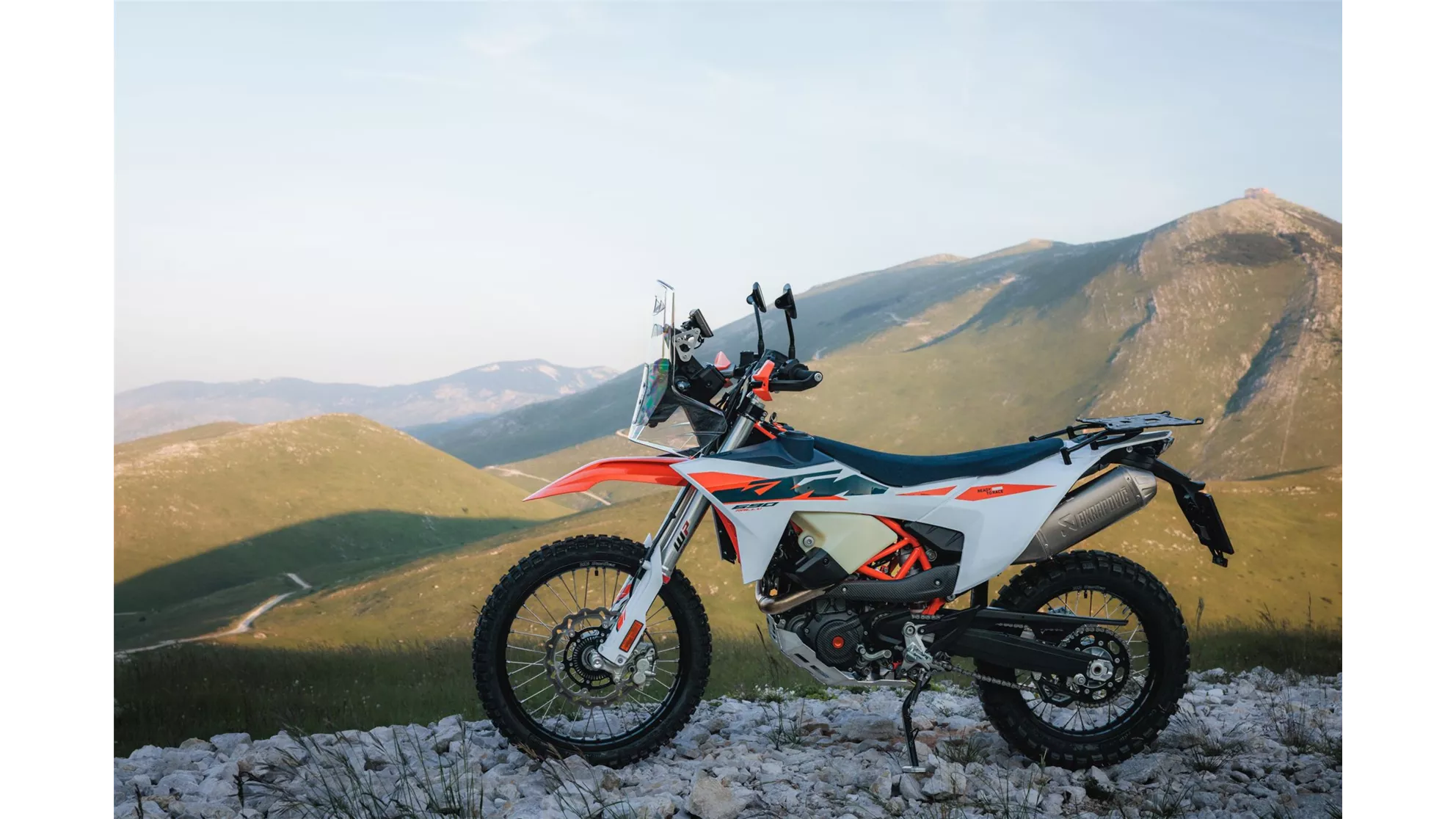 KTM 690 Rally - Obrázok 10 KTM 690 Rally - Obrázok 10