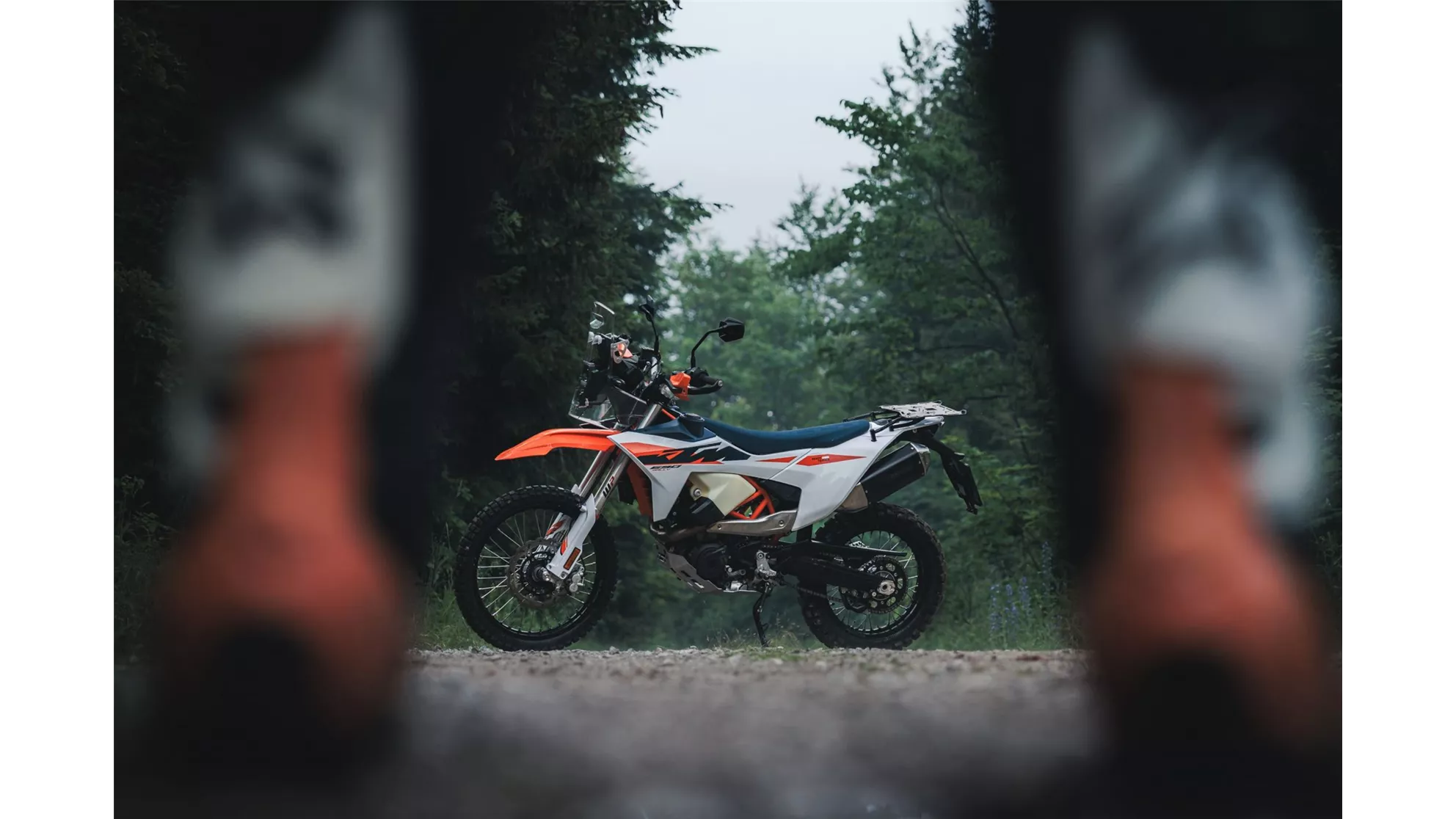 KTM 690 Rally - Obrázok 11 KTM 690 Rally - Obrázok 11