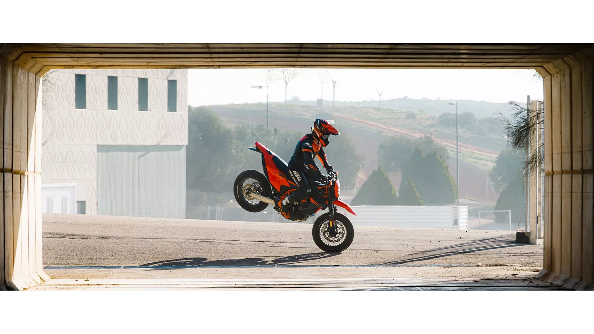KTM 690 SMC R - Obrázek 8 KTM 690 SMC R - Obrázek 8