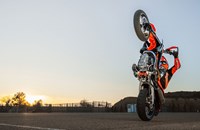 KTM 690 SMC R 2027 - Bild 12