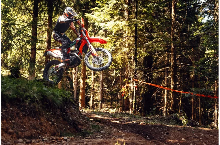 KTM 450 EXC-F SIX DAYS 2027 KTM 450 EXC-F SIX DAYS 2027