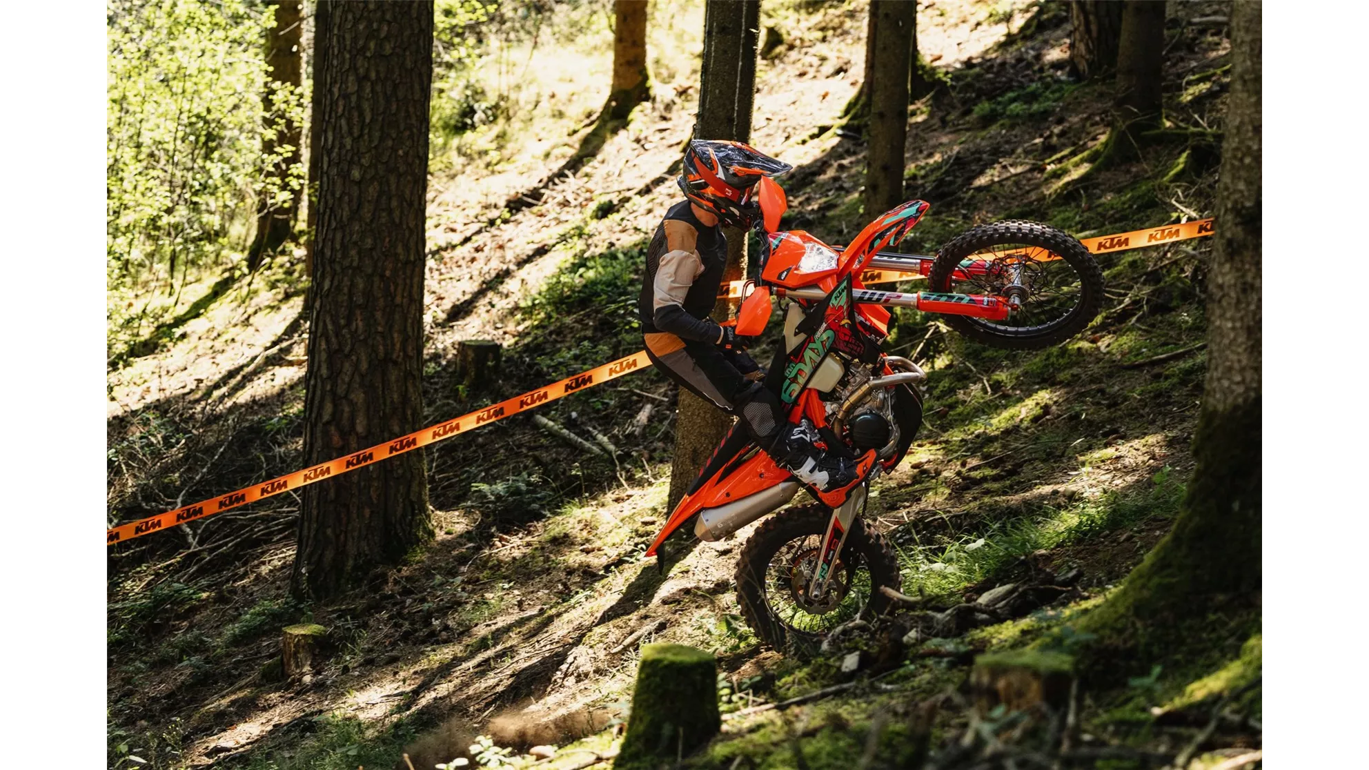 KTM 450 EXC-F SIX DAYS - afbeelding 7 KTM 450 EXC-F SIX DAYS - afbeelding 7