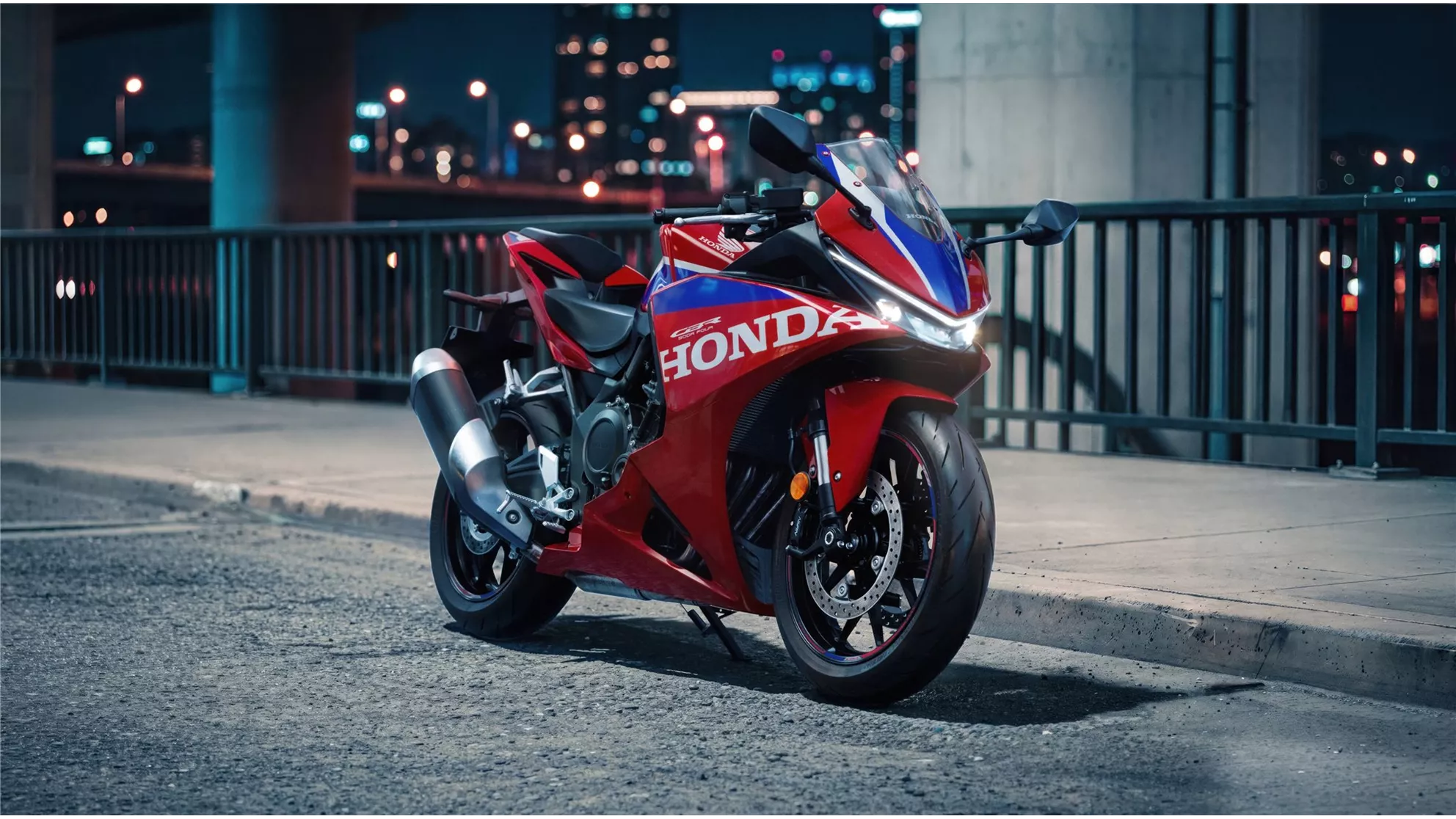 Honda CBR500R FOUR 2027 - Image 34 Honda CBR500R FOUR 2027 - Image 34