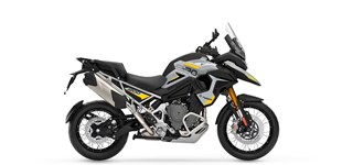 Triumph Tiger 1200 Rally PRO 2027 vs BMW R 1300 GS 2026