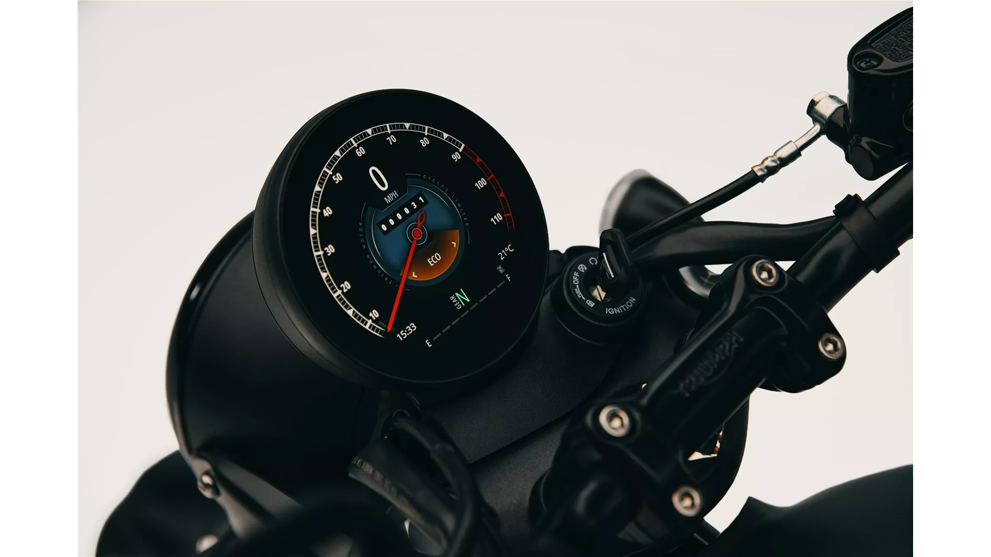 Triumph Bonneville T40 Black - Slika 17 Triumph Bonneville T40 Black - Slika 17