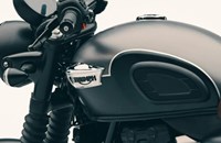 Triumph Bonneville T40 Black 2027 - Bild 24