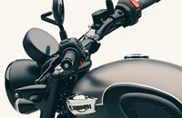 Triumph Bonneville T40 Black 2027 - Bild 28