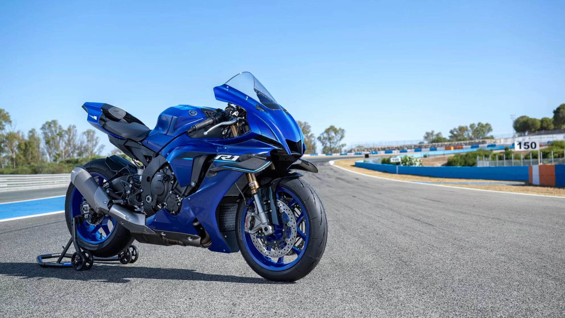 Yamaha R1 RACE - Slika 2 Yamaha R1 RACE - Slika 2