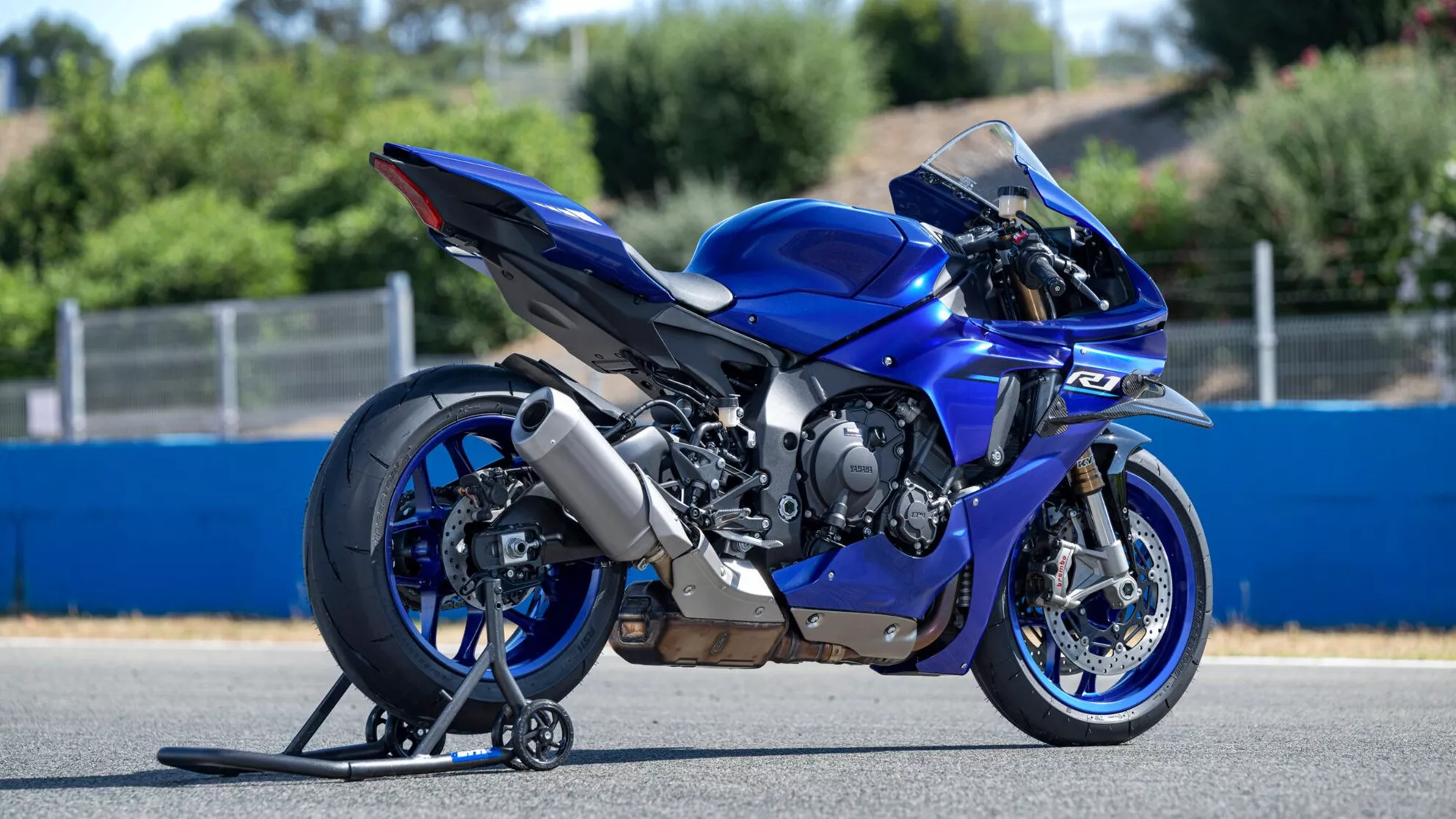Yamaha R1 RACE - Slika 4 Yamaha R1 RACE - Slika 4