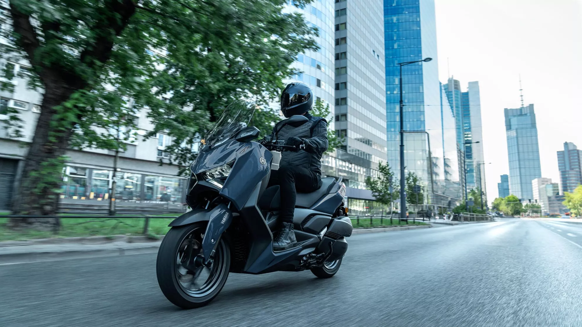 Yamaha XMAX 300 Tech MAX+ - Imagen 16 Yamaha XMAX 300 Tech MAX+ - Imagen 16