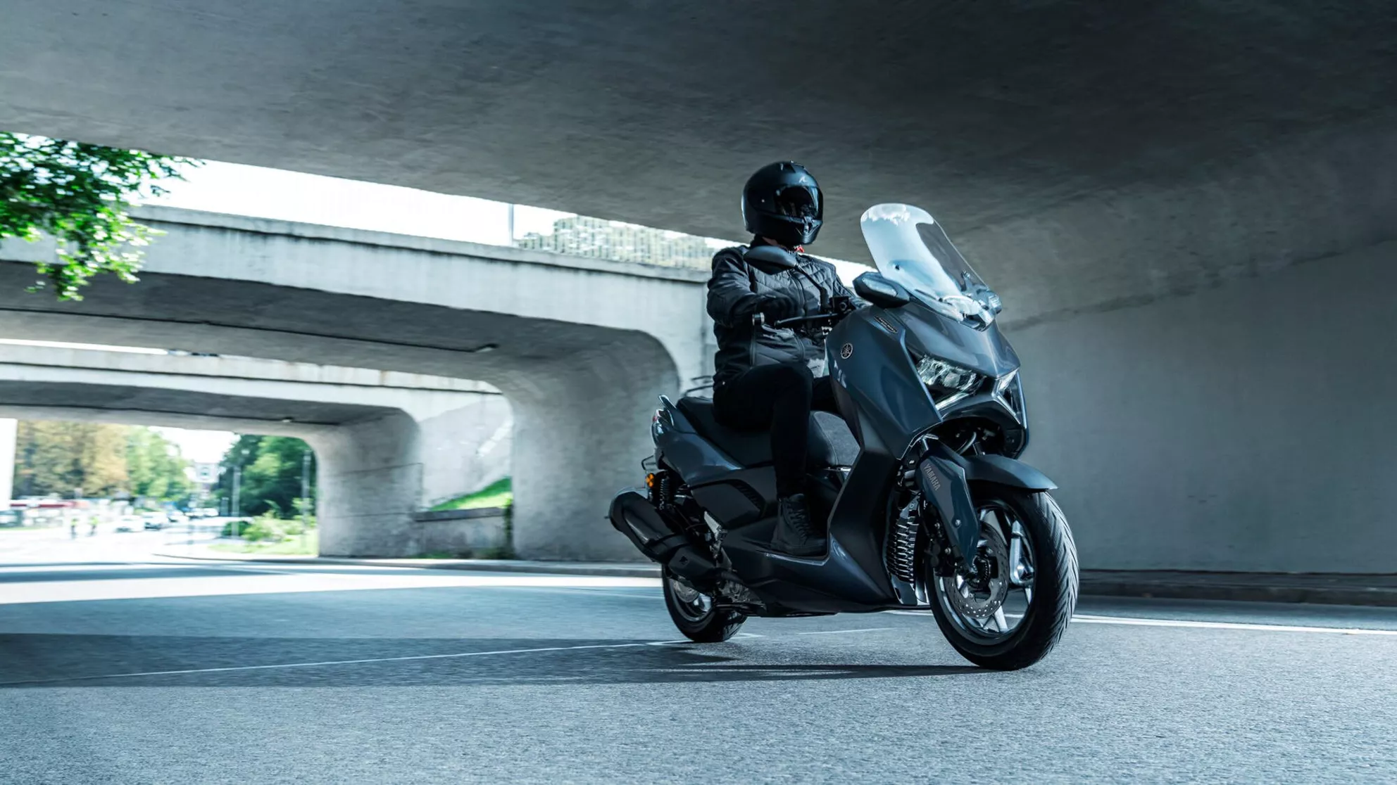 Yamaha XMAX 300 Tech MAX+ - Imagen 18 Yamaha XMAX 300 Tech MAX+ - Imagen 18