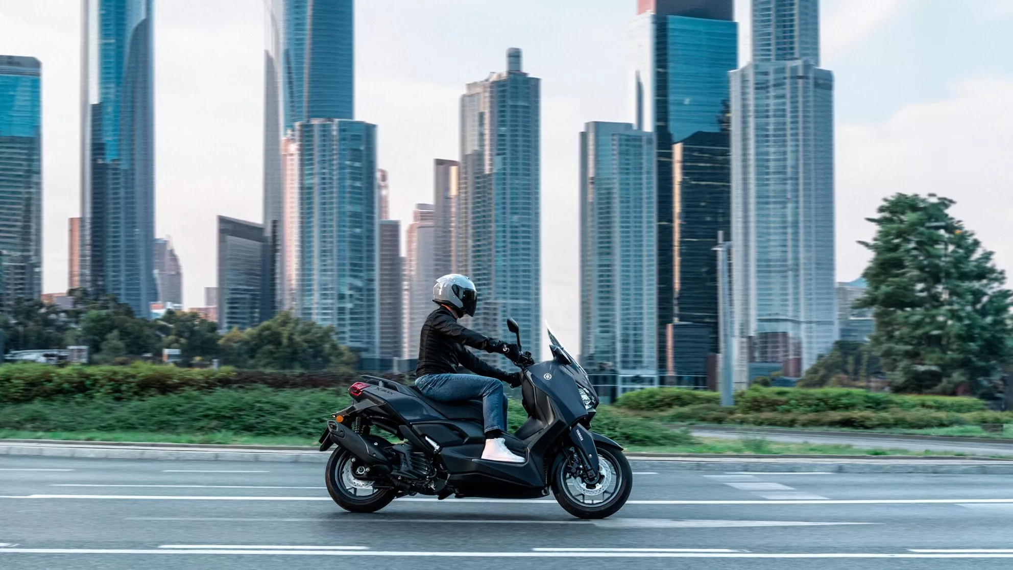 Yamaha XMAX 125 Tech MAX+ - Bild 15 Yamaha XMAX 125 Tech MAX+ - Bild 15