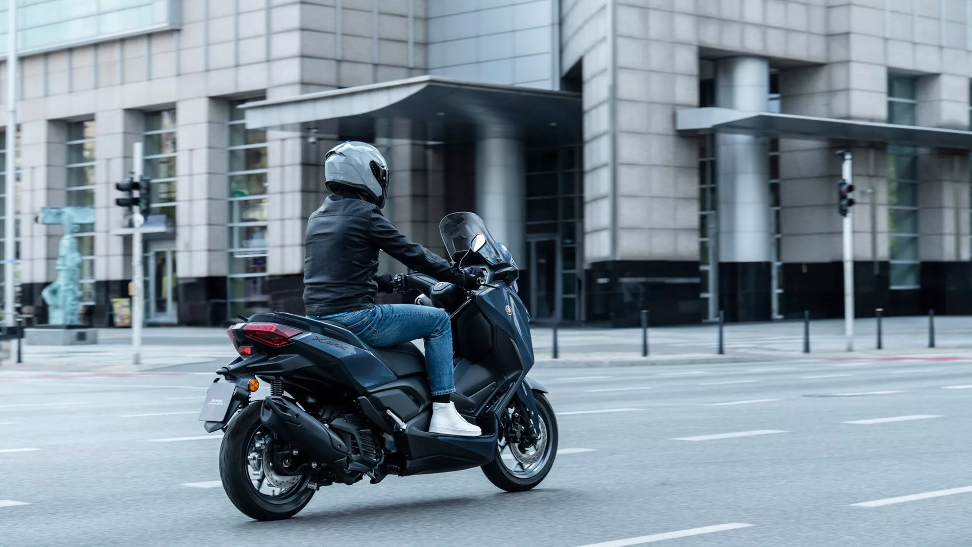 Yamaha XMAX 125 Tech MAX+ - Bild 18 Yamaha XMAX 125 Tech MAX+ - Bild 18