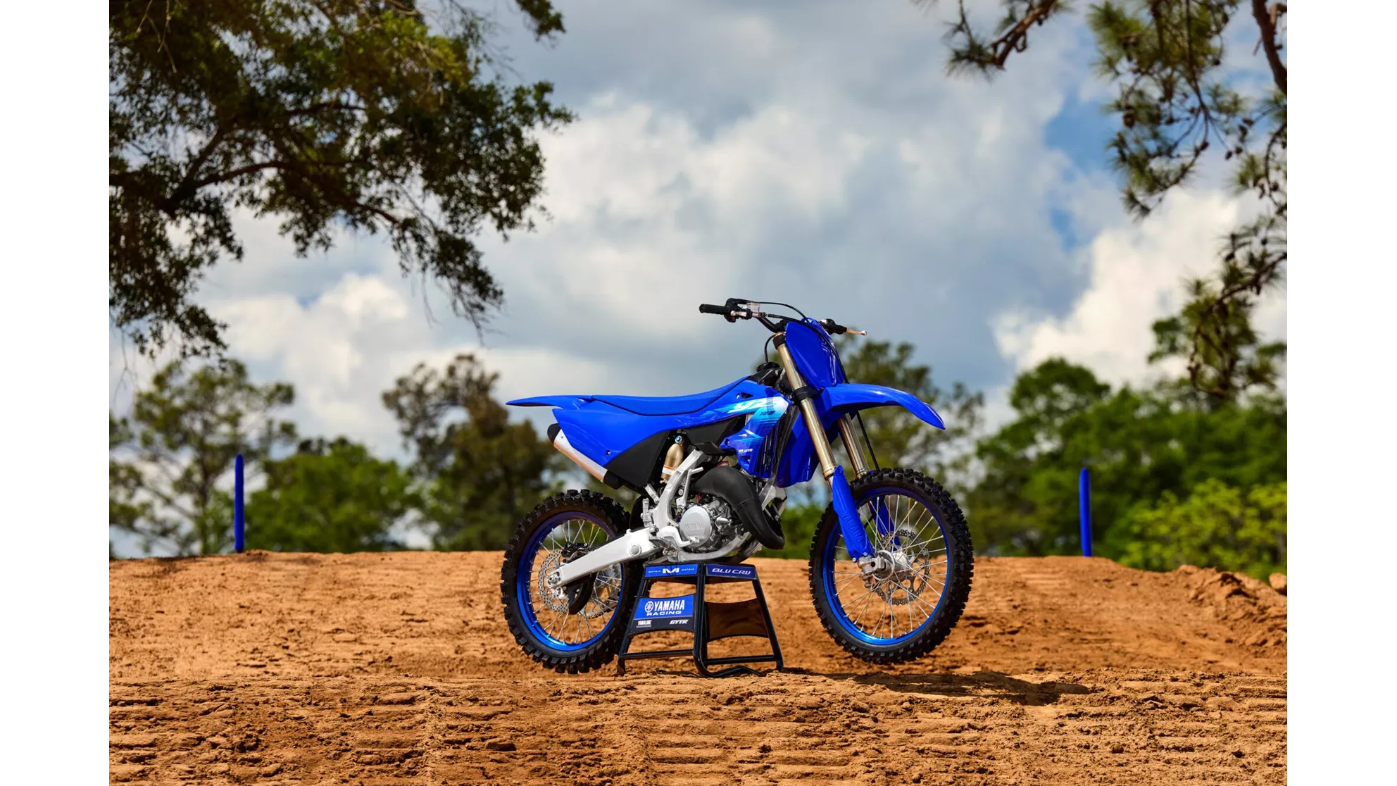 Yamaha YZ125 - Image 7 Yamaha YZ125 - Image 7