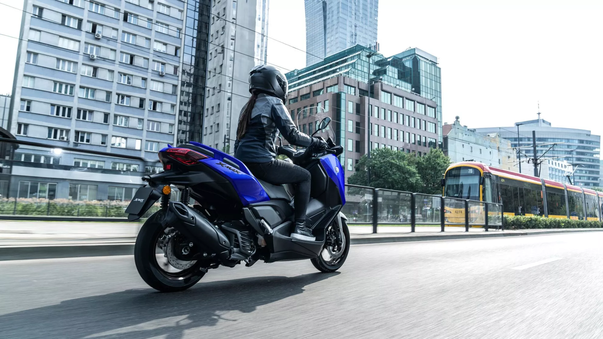 Yamaha XMAX 125 - Resim 13 Yamaha XMAX 125 - Resim 13