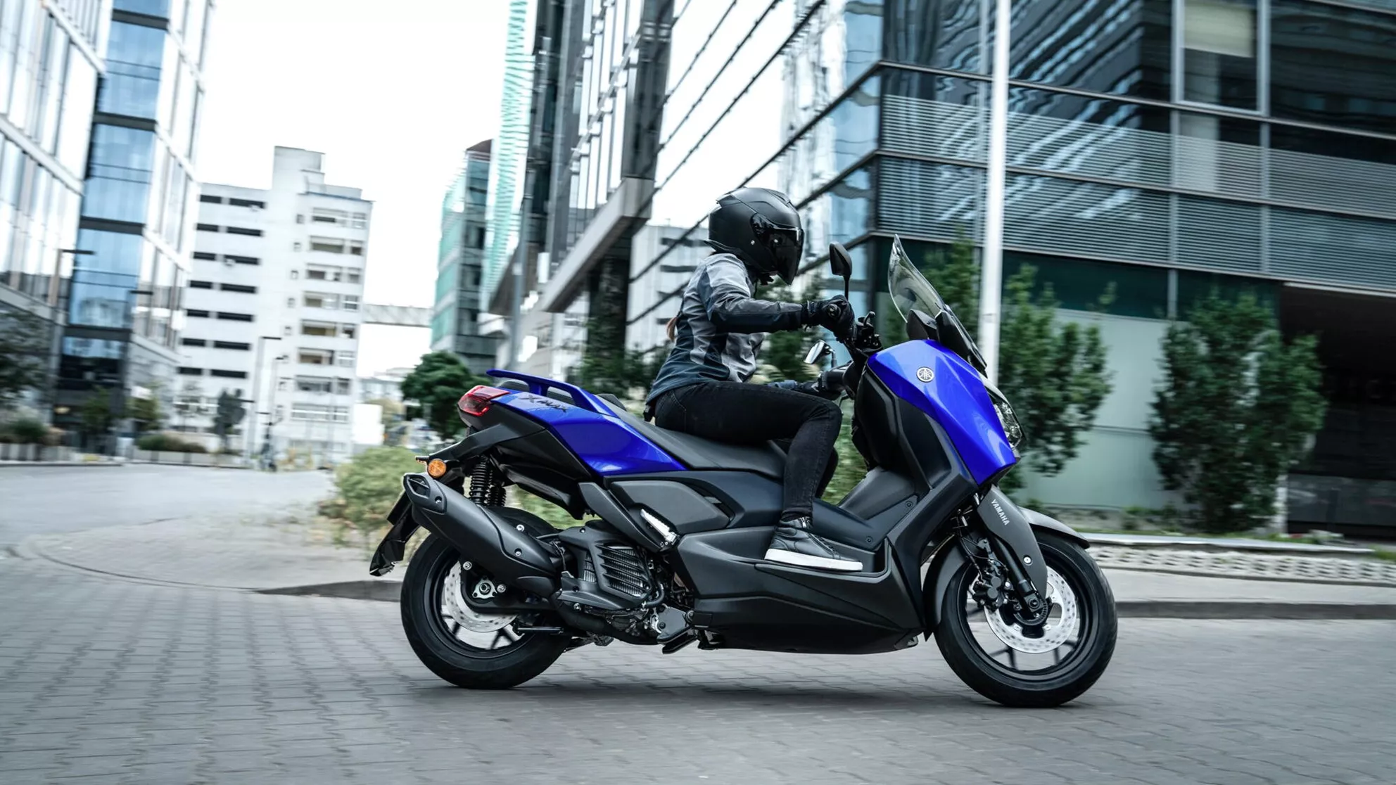 Yamaha XMAX 125 - Resim 15 Yamaha XMAX 125 - Resim 15