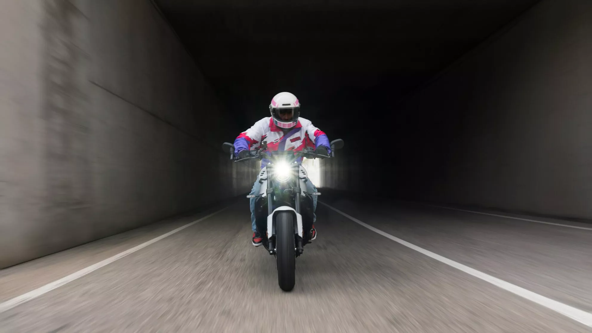 Yamaha XSR900 - Image 17 Yamaha XSR900 - Image 17