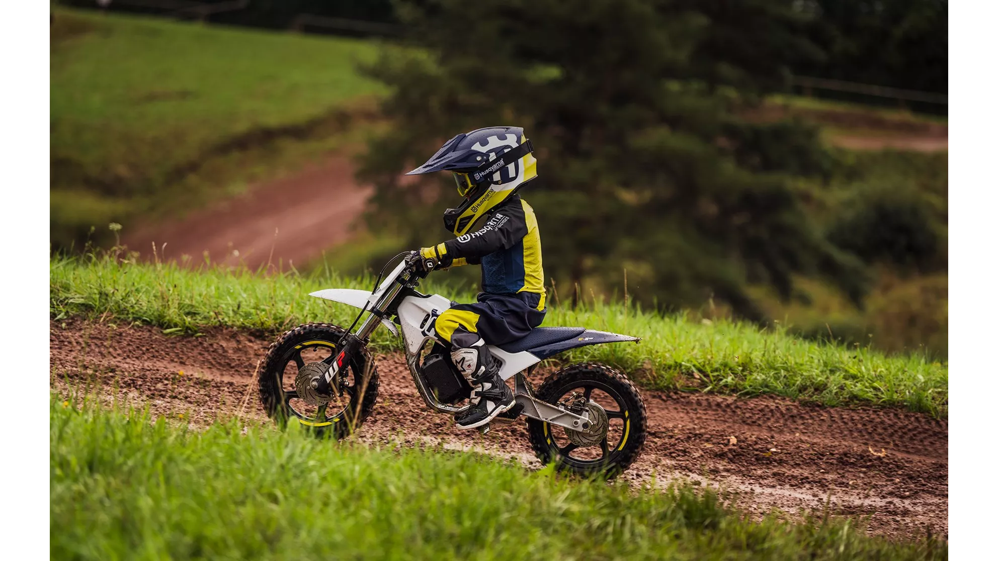 Husqvarna EE 2 - Image 3 Husqvarna EE 2 - Image 3