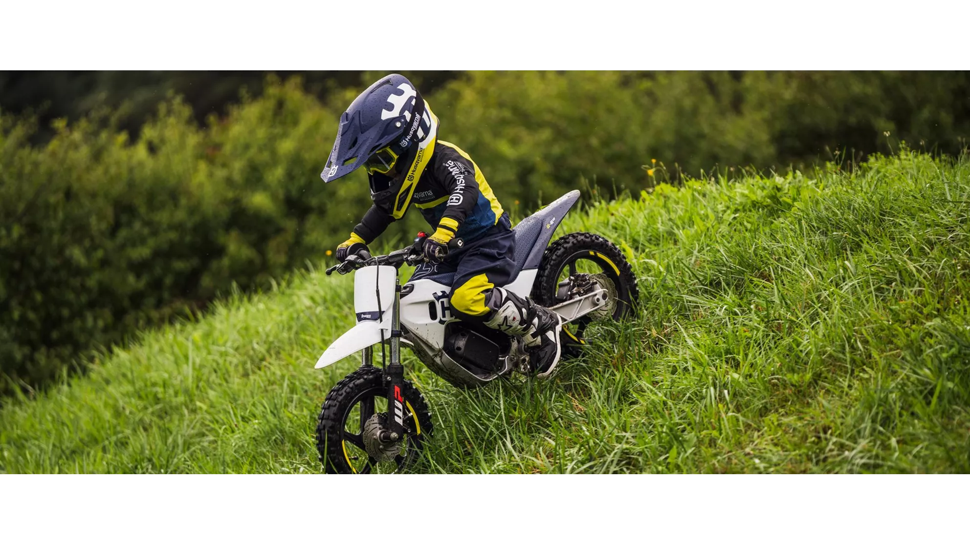 Husqvarna EE 2 - Image 4 Husqvarna EE 2 - Image 4