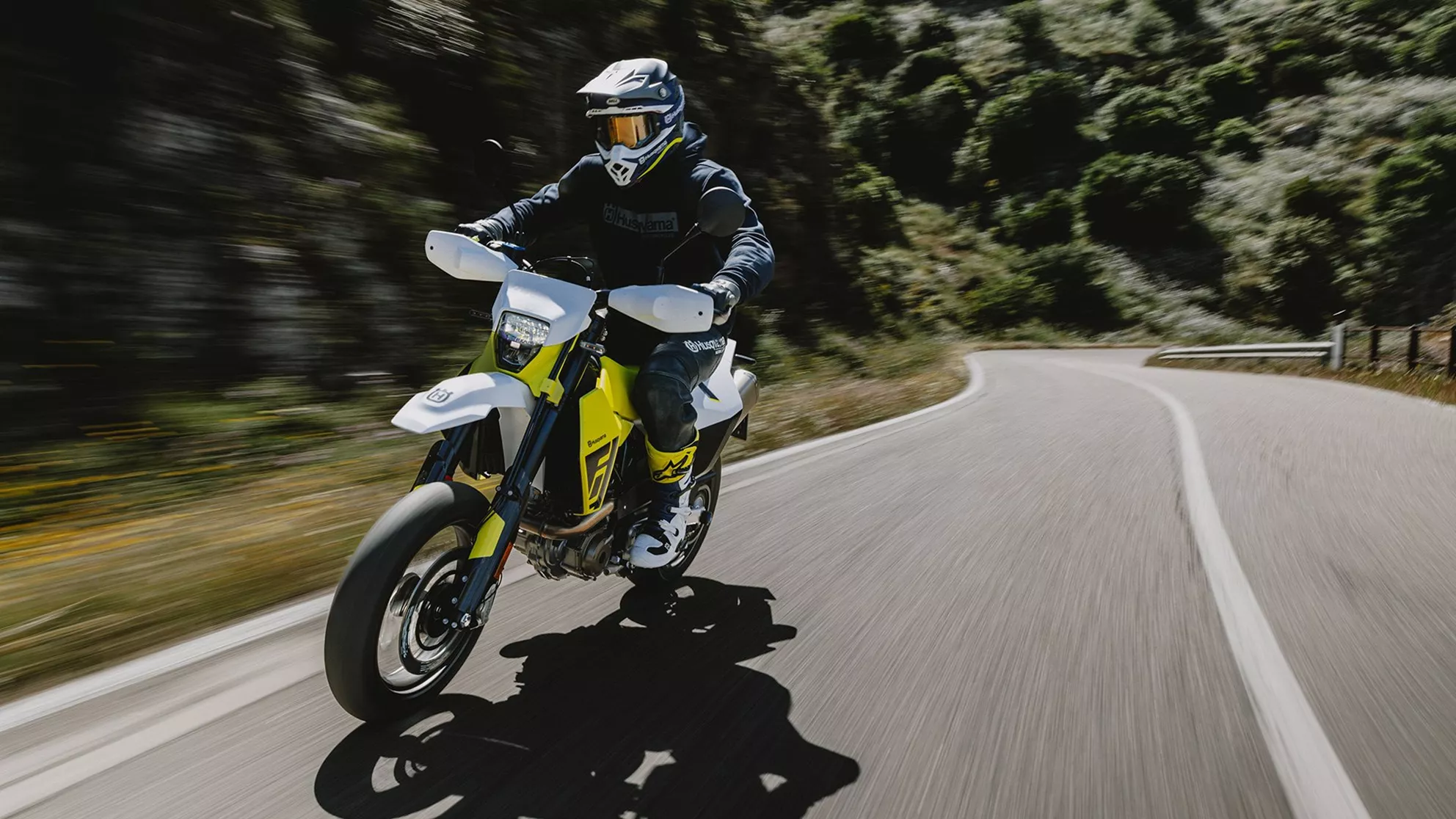 Husqvarna 701 Supermoto - Slika 3 Husqvarna 701 Supermoto - Slika 3