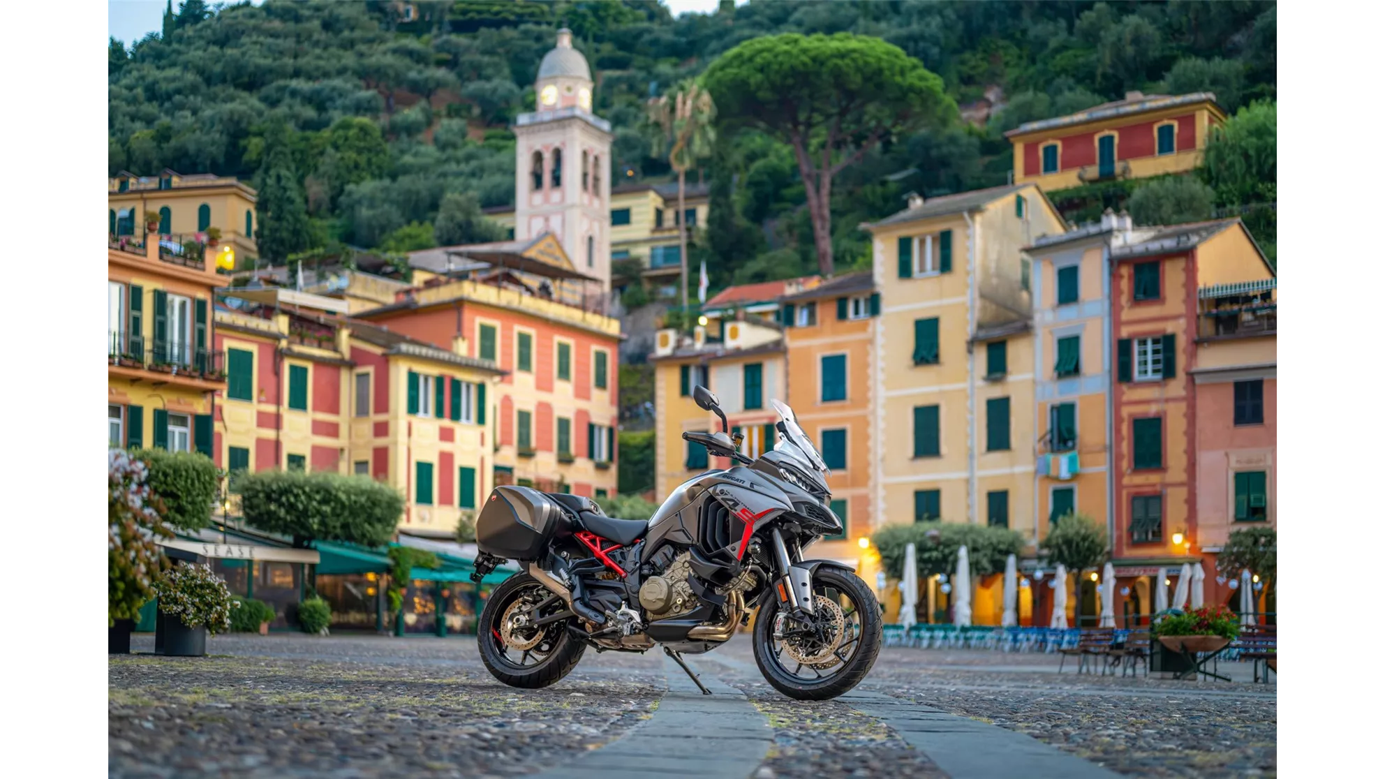 Ducati Multistrada V4 S Grand Tour 2027 - Bild 56 Ducati Multistrada V4 S Grand Tour 2027 - Bild 56