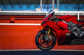 Ducati Panigale V4 S 2027 - Bild 8