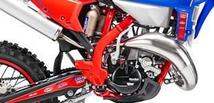 Beta RR Race 2T 125 2027 vs KTM 125 SX 2023