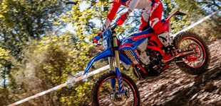 Beta RR Race 4T 350 2027 vs Beta RR X-PRO 4T 350 2027
