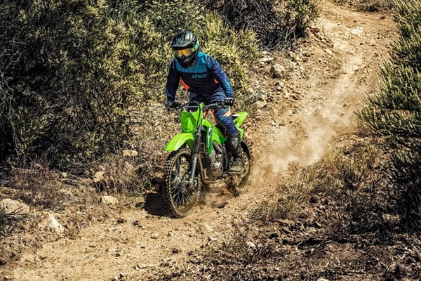 Kawasaki KLX140R F () - Bild 3