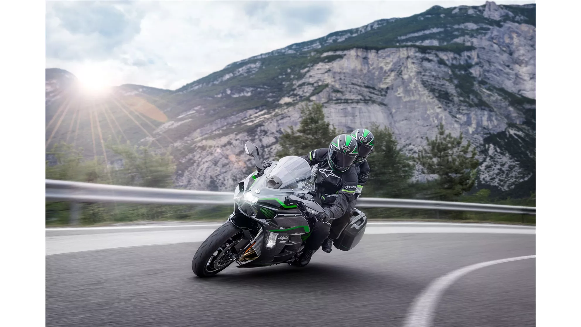 Kawasaki Ninja H2 SX SE - Immagine 1 Kawasaki Ninja H2 SX SE - Immagine 1