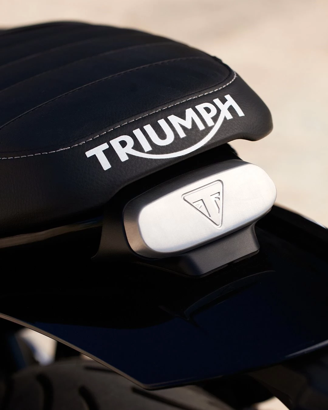 Vorschaubild für Post - Deine Triumph - dein Style. 🖤
Wusstest du, dass wir jede Menge Zubehör anbieten, mit der du dein Bike ganz nach deinem Gusto optisch anpassen kannst? 

Wir zeigen dir im Showroom gerne, was alles möglich ist!
#triumph #fortheride #motorcycle