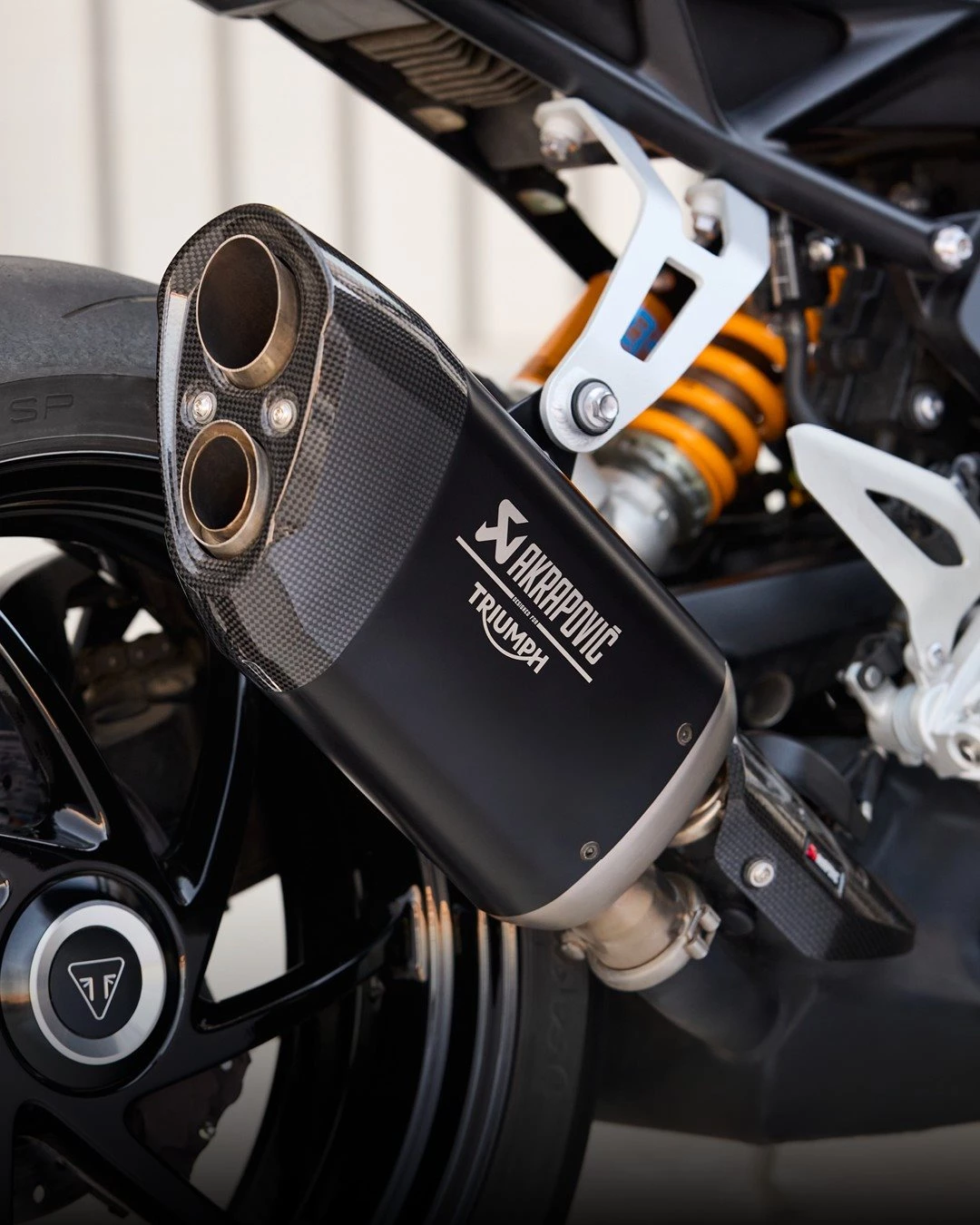 Vorschaubild für Post - Das klingt wie Musik in unseren Ohren. 🔥
Mit unserem Zubehör kannst du deiner Triumph den letzten Schliff verpassen. Komm vorbei und lass dich beraten, was zu dir und deinem Bike passt!

#triumph #triumphmotorcycles