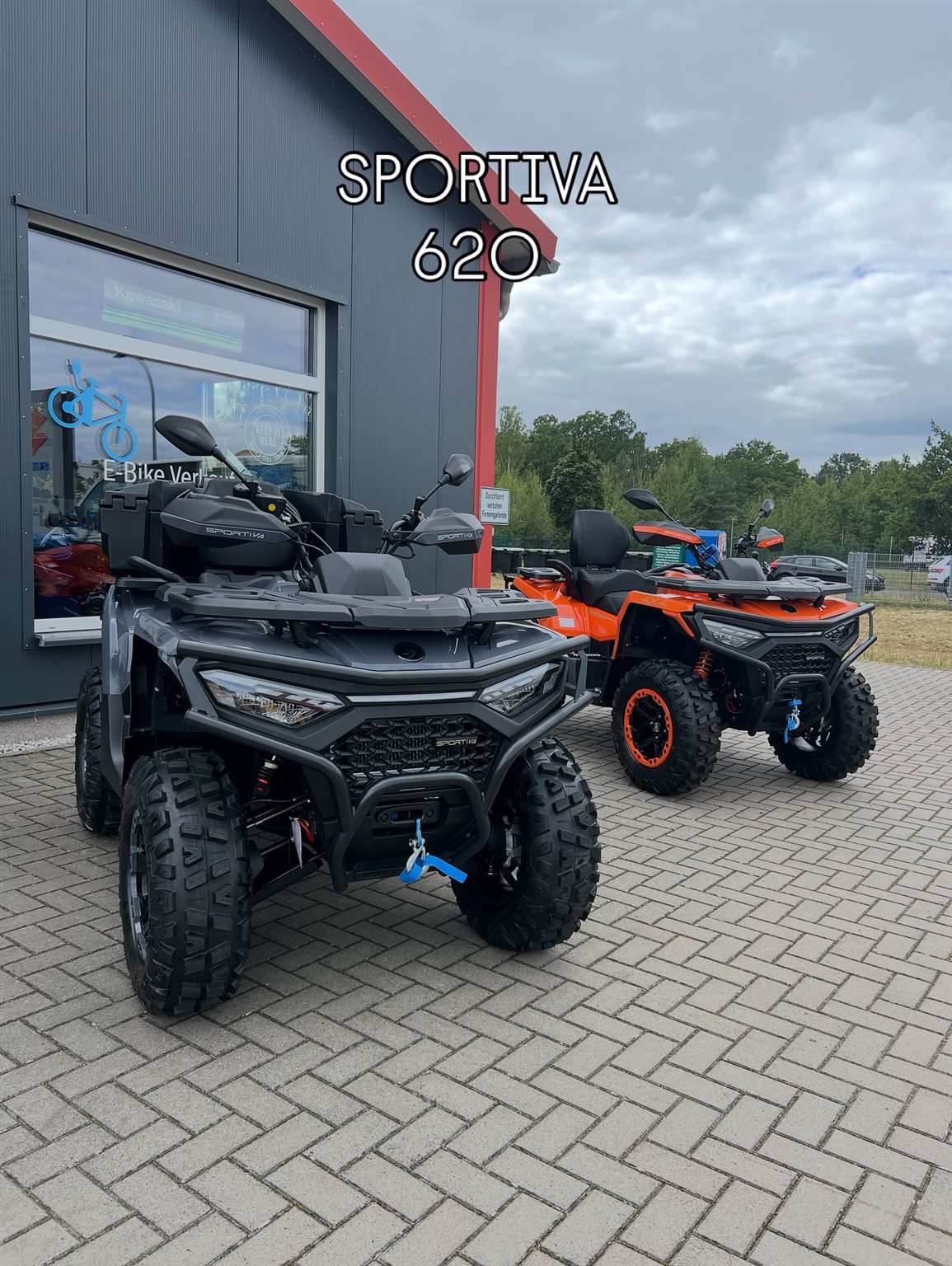 Vorschaubild für Post - Die neuen Sportiva 620 GT EPS ABS sind da.

INKL. KOFFER

580ccm mit 41ps und einer Höchstgeschwindigkeit von 98km/h

Jetzt vorbeikommen, anschauen und verlieben.

1x in beiden Farben verfügbar für nur 7.990€