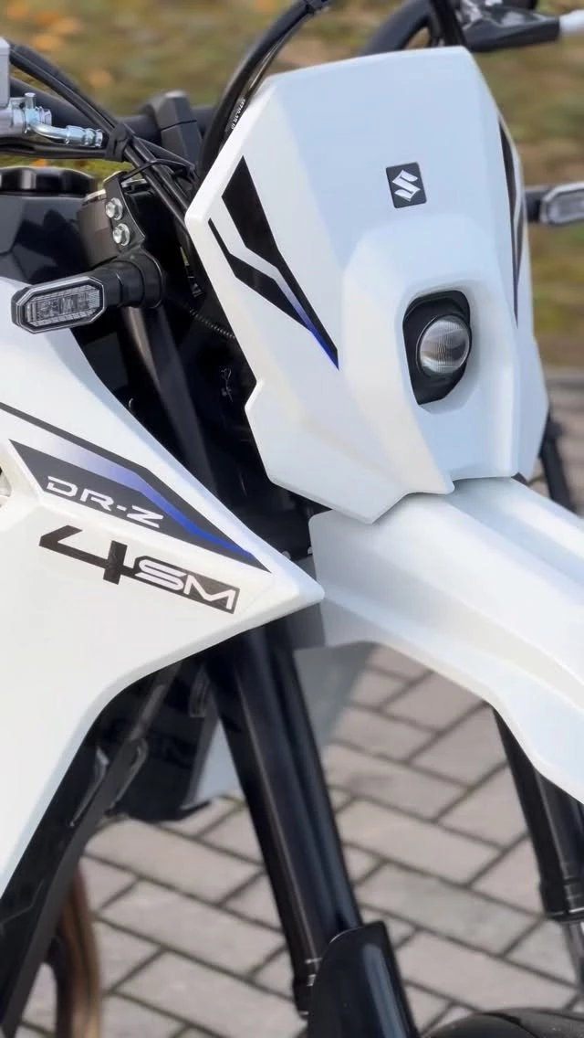 Vorschaubild für Post - Die neue DR-Z4S / DR-Z4SM
Jetzt bei uns erhältlich !!!
Probefahrt auf Anfrage möglich 
Interesse geweckt?
Melde dich bei uns unter:
mta-verkauf@web.de
03301/5759939
#fun #suzuki #supermoto #enduro #fresh #new #drz