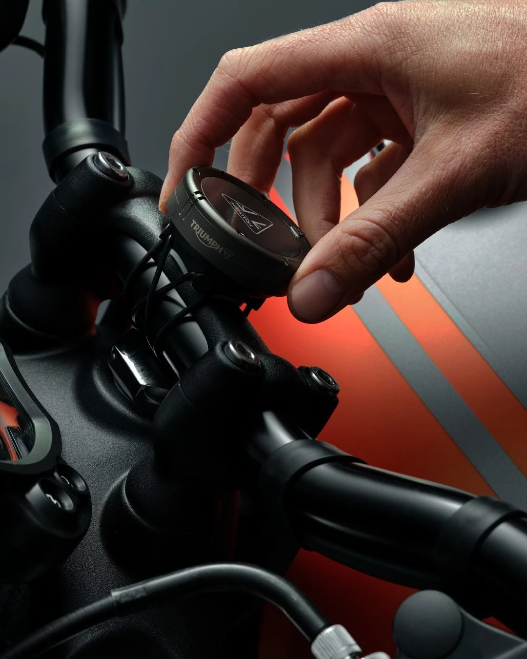 Vorschaubild für Post - Der Weg zum perfekten Geschenk ➡️ das Triumph Beeline Moto II Navigationssystem führt dich garantiert auf die richtige Route. 

Wir beraten dich gern!
#triumph #triumphmotorcycles #fortheride