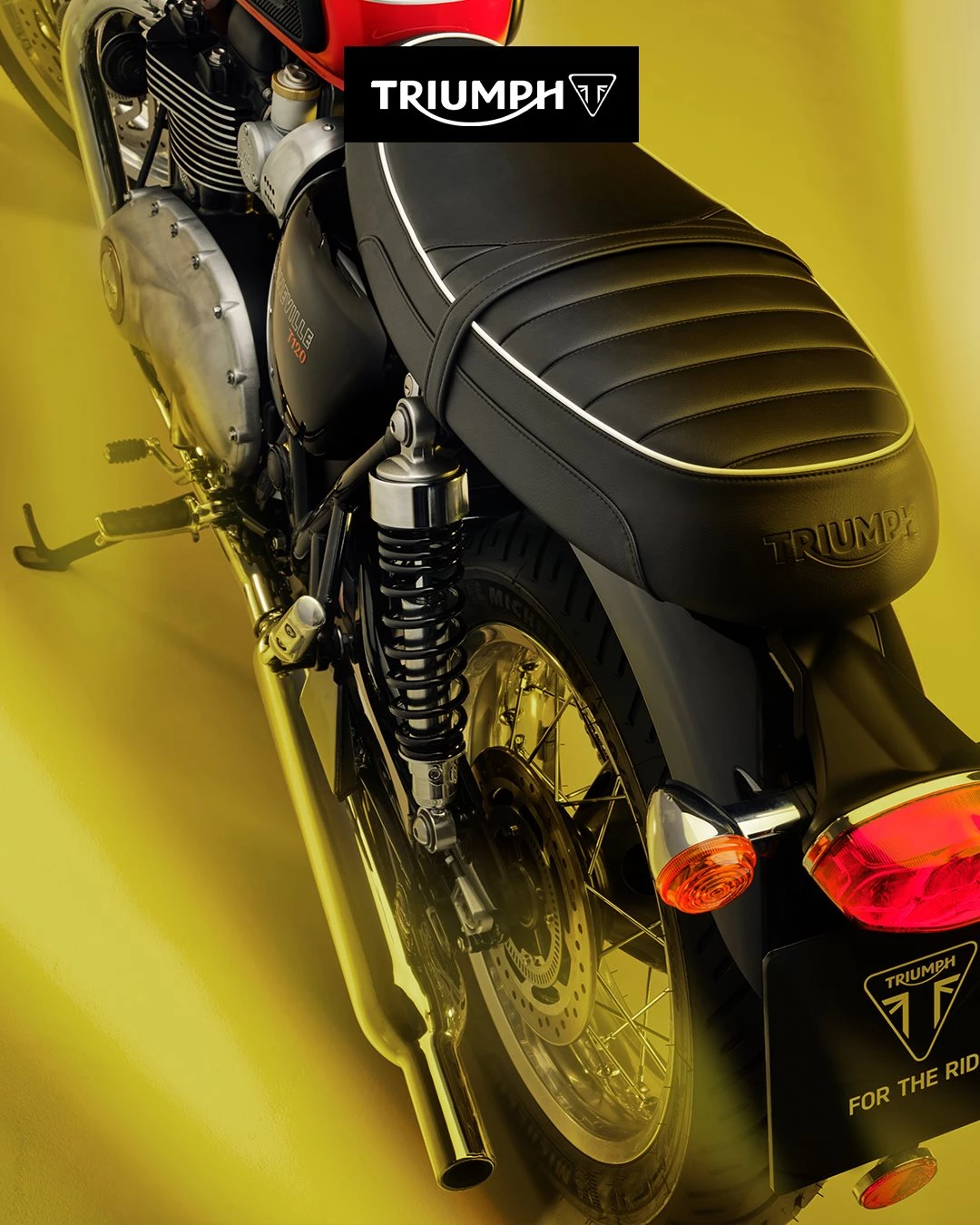 Vorschaubild für Post - 🏍️✨ Fun Fact Friday – Triumph Edition! ✨🏍️

Wusstest du, dass Triumph eines der wenigen Motorradunternehmen ist, das eigene Motorgeräusche akustisch „designed“?�

Beim Entwickeln neuer Modelle sitzt ein Team zusammen und feintuned den typischen Triumph-Klang, damit er immer diesen unverwechselbaren, satten „Brit-Sound“ hat. 🔊🇬🇧

Heißt: Der Triumph-Sound ist kein Zufall – er ist echte Ingenieurskunst fürs Ohr. 😎🔥

#triumph #triumphmotorcycles #triumphofficial #triumphdeutschland #triumphmotorrad #triumphfans #sounddesign