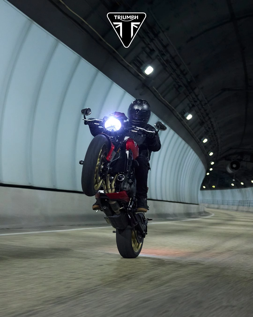 Vorschaubild für Post - Die Tage werden länger - der Gasgriff juckt

Wollt ihr auch direkt los legen?

#triumphmotorcycle #bikerlife #triumphdeutschland