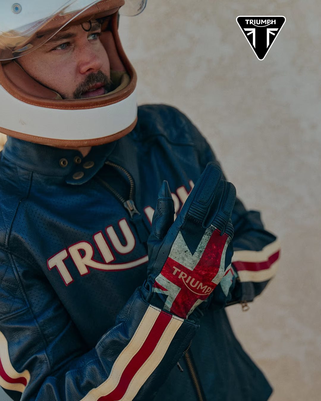 Vorschaubild für Post - Nur kurz fahren gibt’s nicht. 

Wieviel schaffst du die Woche?

Mit den Union Jack Flag Lederhandschuhen bist du für jeden Kilometer gewappnet. 

#triumphmotorcycle #bikerlife #triumphdeutschland #unionjackflag #lederhandschuhe