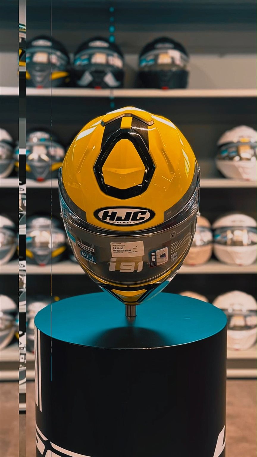 Vorschaubild für Post - 🪖 Du suchst den perfekten Helm? Wir haben ihn!

Egal ob Shoei, HJC, LS2 oder andere Top-Marken – bei uns findest du eine riesige Auswahl an Helmen für jeden Fahrstil.

✔️ Integral, Klapp, Jet
✔️ Persönliche Beratung
✔️ Top-Marken & faire Preise

👉 Jetzt vorbeikommen: Bikerzentrum Berentelg in Meppen

#Motorradhelme #GroßeAuswahl #Helmberatung #Berentelg #Meppen #BikerGear #RideInStyle #instabike #bikedaily #biker #bikerzentrumberentelg #bikelove #onroad