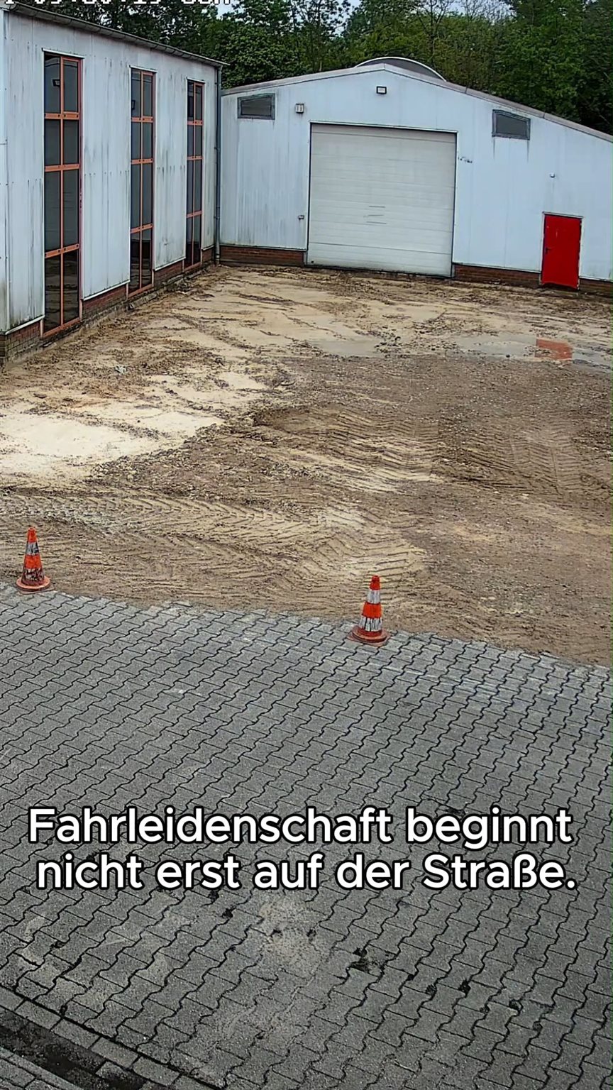 Vorschaubild für Post - 🏍️ Warum wir?
Weil Fahrleidenschaft nicht erst auf der Straße beginnt! 💨

👉 Über 750 qm Motorradbekleidung
👉 Top Marken & riesige Auswahl
👉 Beratung von echten Motorradfans

Ob für die erste Ausfahrt oder die nächste große Tour – bei uns findest du alles, was du brauchst. ✨

📍 Bikerzentrum Berentelg – erleben. anziehen. losfahren.
➡️ In Meppen oder online unter www.bikerzentrum-berentelg.de

#meppen #bikerzentrumberentelg #instabike #rentbike #testride #rentabike #bikedaily #berentelg #biker #bikelove #onroad #starkegebrauchte