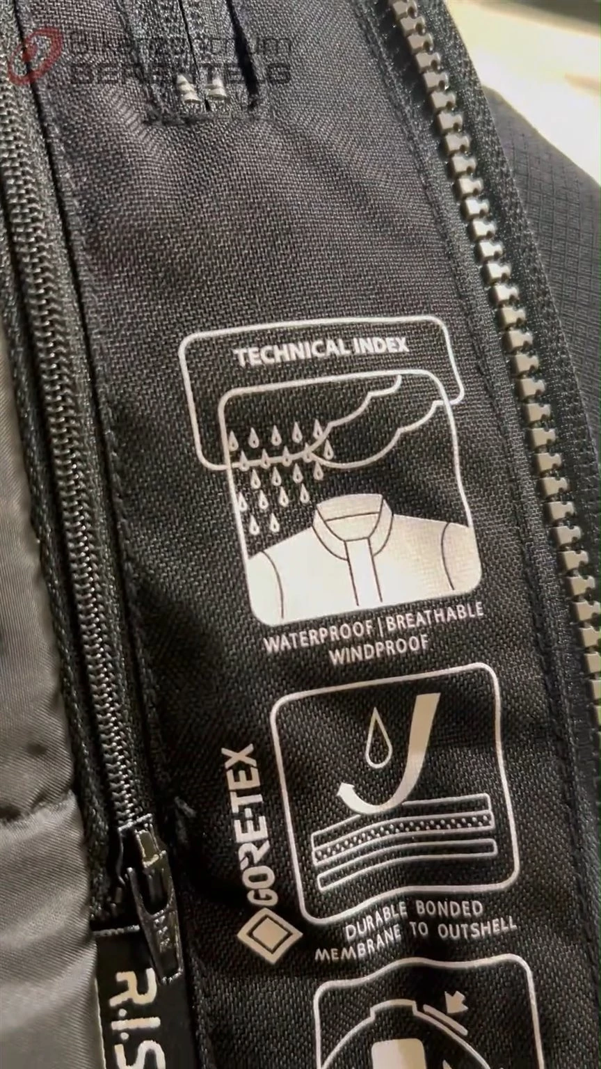 Vorschaubild für Post - Für jedes Wetter gemacht. Für jede Tour bereit.
Die DANE Bornholm Pro ist die kompromisslose Allwetter-Tourenjacke für anspruchsvolle Fahrer.

Mit GORE-TEX 3-Lagen-Laminat bleibt sie dauerhaft wind- und wasserdicht, atmungsaktiv und leicht – auch bei starkem Regen.
CE-Level-2 R.I.S.C.-Protektoren an Schultern, Ellbogen und Rücken sowie ARMACOR-Verstärkungen mit Kevlar® sorgen für maximalen Schutz.

Belüftung, Stretch-Einsätze, wasserdichte Taschen und ein herausnehmbares Thermofutter bieten Komfort auf langen Strecken und im Alltag.

DANE Bornholm Pro – Trocken. sicher. Tourentauglich.

#DANE #BornholmPro #GoreTex #MotorradTouring #AllwetterJacke #AdventureRider #bikerzentrumberentelg #meppen