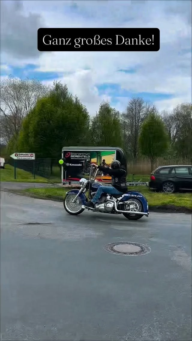 Vorschaubild für Post - Leute es war der Wahnsinn! 

Ihr, das Wetter, die Bikes. GEILE KOMBINATION! 

Danke für das gelungene Wochenende und euer Zahlreiches erscheinen!🫶🏻