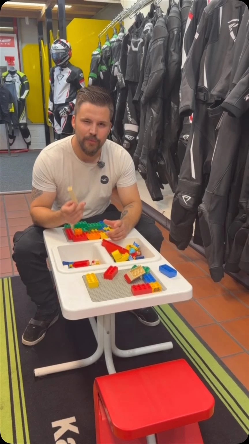 Vorschaubild für Post - 🔥 SALE im Bikerzentrum Berentelg! 🔥

Jetzt ordentlich sparen! 🏍️💨
Jacken, Hosen, Schuhe, T-Shirts und Helme stark reduziert! 💥

Kommt vorbei, stöbert durch unsere Angebote und sichert euch eure Favoriten, solange der Vorrat reicht! 🤘

📍 Bikerzentrum Berentelg

#BikerzentrumBerentelg #Sale #Motorrad #Biker #Motorradbekleidung