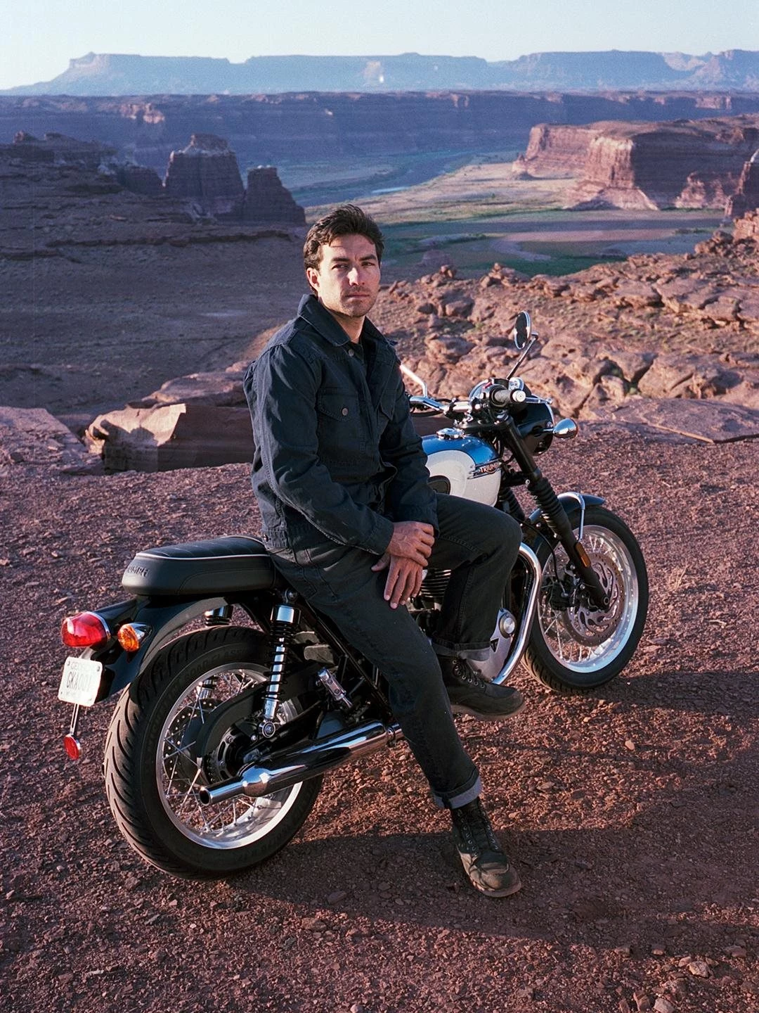 Vorschaubild für Post - Bonneville: Eine Legende zu ihrer Zeit - und seitdem jeden Tag.
Erlebe sie jetzt bei einer Probefahrt, komm vorbei!

#triumph #triumphmotorcycles #bonneville