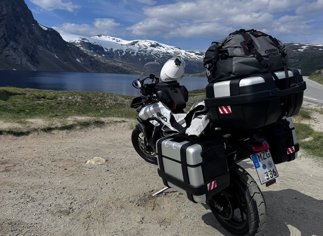 Vorschaubild für Post - Danke für deine Grüße aus Norwegen ! Weiterhin gute Fahrt und schönes Wetter …. Grüße Triumph Saarbrücken